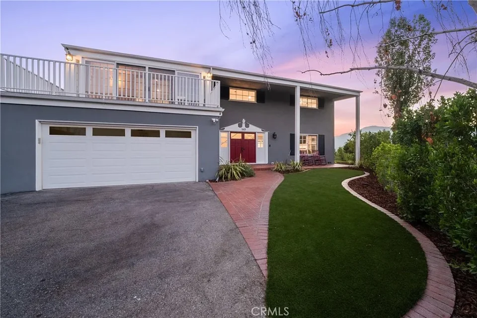 1601 Virden Dr, Glendale, CA 91208