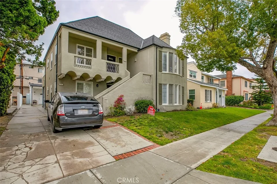 743 E Doran St, Glendale, CA 91206